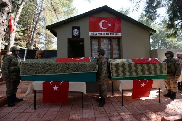 Ecdat yadigarı emanetlere özel tören 18