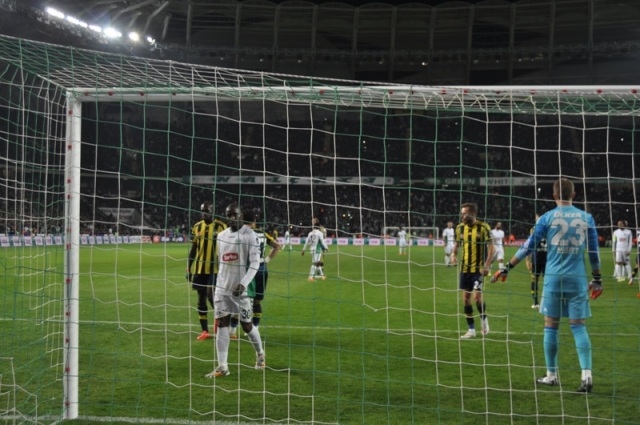 TORKU KONYASPOR: 1 - FENERBAHÇE:1 166