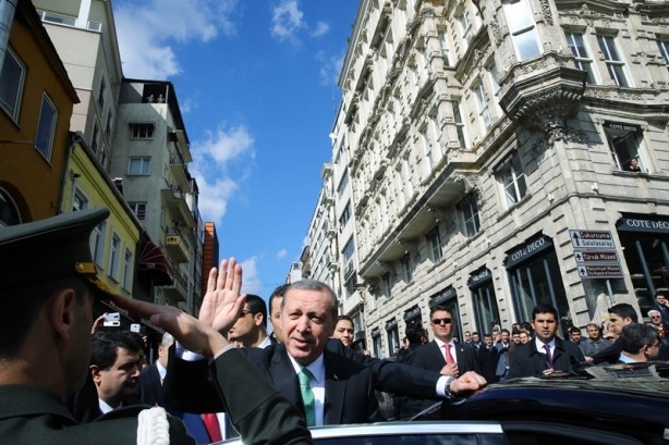 Cumhurbaşkanı Erdoğan formasını giydiği kulubü ziyaret etti 3