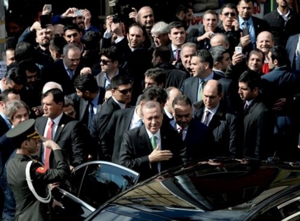 Cumhurbaşkanı Erdoğan formasını giydiği kulubü ziyaret etti 5
