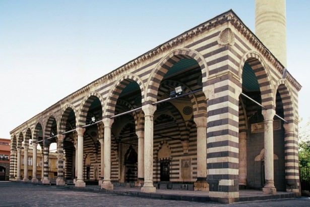 Tüm Eserleriyle 'Mimar Sinan' 93