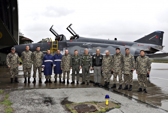 Uçan tabut RF-4E'lere veda 8