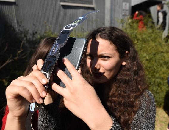 Güneş tutulmasını böyle izlediler 16