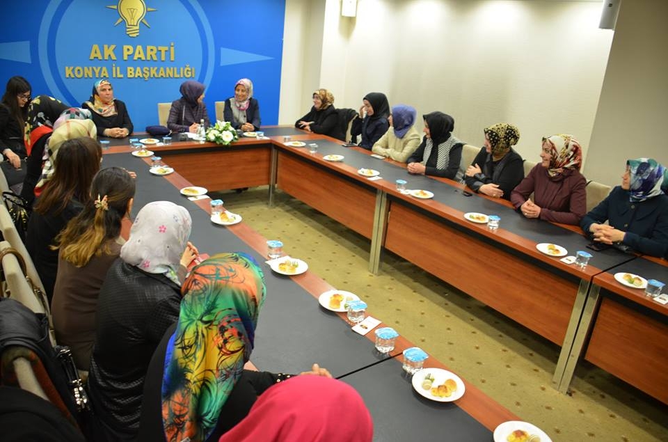 Sare Davutoğlu Konya İl Teşkilatı'nı ziyaret etti 10