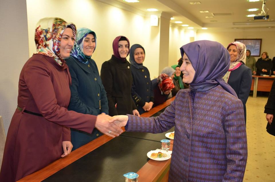 Sare Davutoğlu Konya İl Teşkilatı'nı ziyaret etti 14