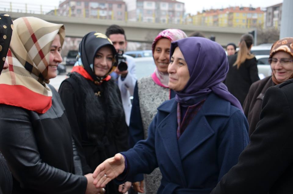 Sare Davutoğlu Konya İl Teşkilatı'nı ziyaret etti 21