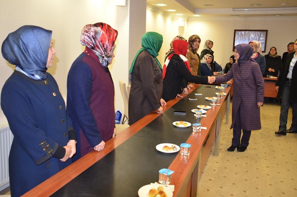 Sare Davutoğlu Konya İl Teşkilatı'nı ziyaret etti 30