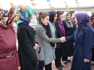 Sare Davutoğlu Konya İl Teşkilatı'nı ziyaret etti