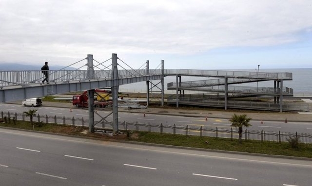 350 Metrelik Yaya Geçiti