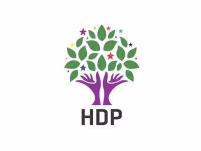 OY PUSULASINDA HANGİ PARTİ KAÇINCI SIRADA? 17