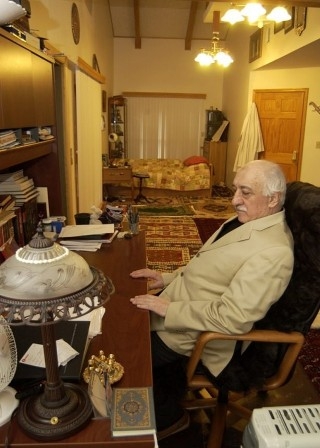 GÜLEN'İN İLK KEZ YAYINLANAN FOTOĞRAFLARI 2