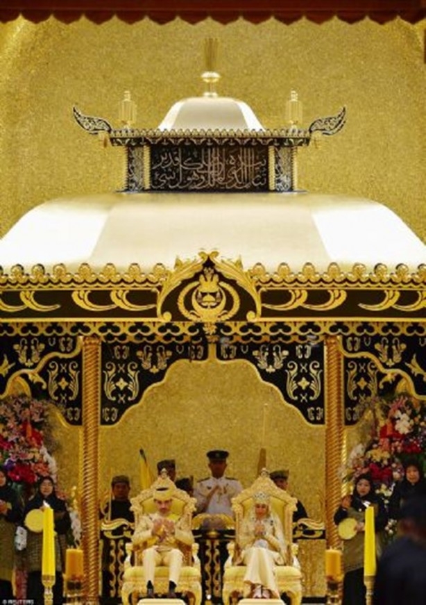 Dünyanın en zengin gelini 1