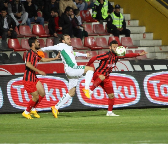 GAZİANTEPSPOR: 1 - TORKU KONYASPOR: 1 25