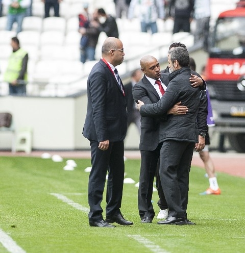 TORKU KONYASPOR:2 - AKHİSAR BELEDİYESPOR:1 5