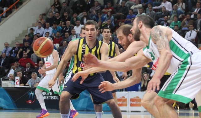 Torku Konyaspor: 80 - Fenerbahçe Ülker: 82 22