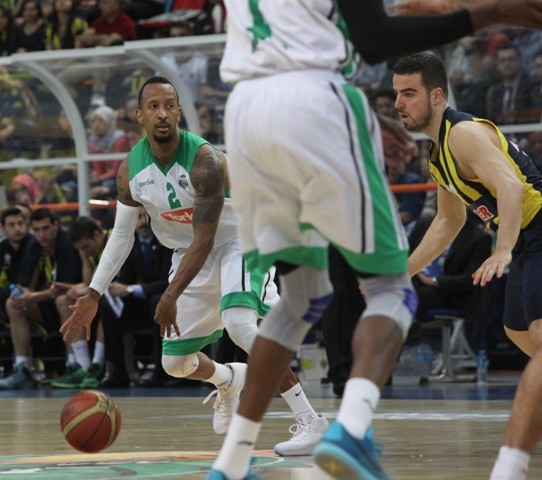 Torku Konyaspor: 80 - Fenerbahçe Ülker: 82 30