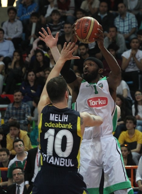 Torku Konyaspor: 80 - Fenerbahçe Ülker: 82 32