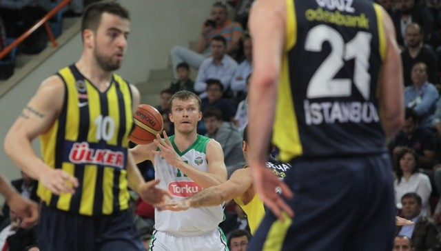 Torku Konyaspor: 80 - Fenerbahçe Ülker: 82 33
