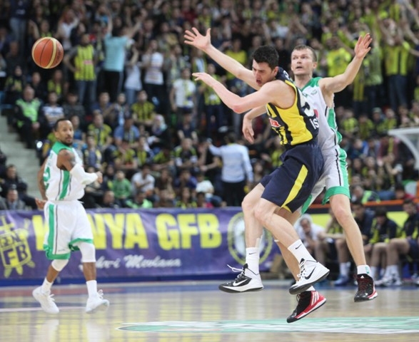 Torku Konyaspor: 80 - Fenerbahçe Ülker: 82 35