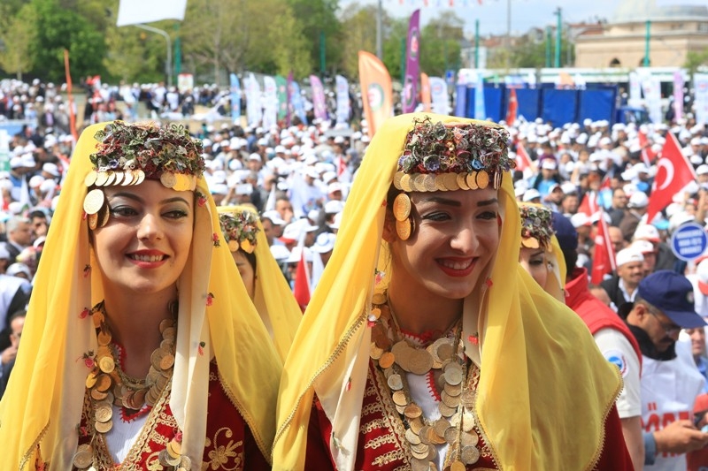 KONYA'DA TARİHİ 1 MAYIS 11