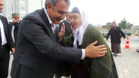 AK Parti vekil adayları yollarda 19