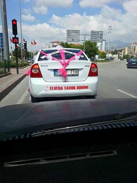 İlginç gelin arabası yazıları 14