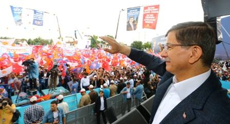 Başbakan memleketinde gövde gösterisi yaptı 17