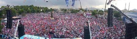 Başbakan memleketinde gövde gösterisi yaptı 2