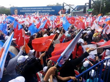 Başbakan memleketinde gövde gösterisi yaptı 6