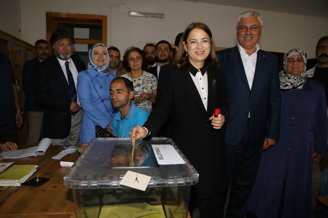 YURTTAN SEÇİM MANZARALARI 80