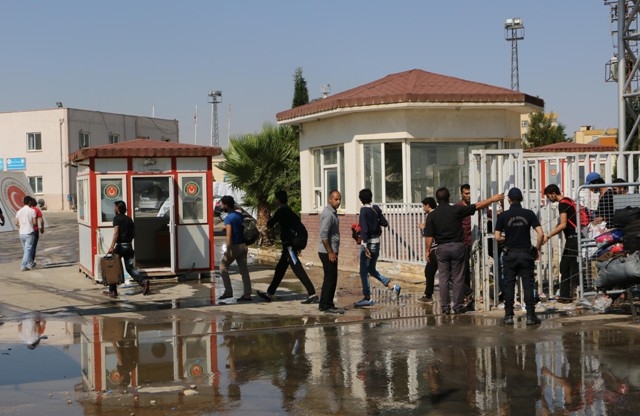 YİNE TÜRKİYE KUCAK AÇTI 11