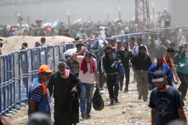 YİNE TÜRKİYE KUCAK AÇTI 2