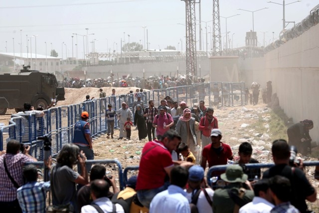 YİNE TÜRKİYE KUCAK AÇTI 3