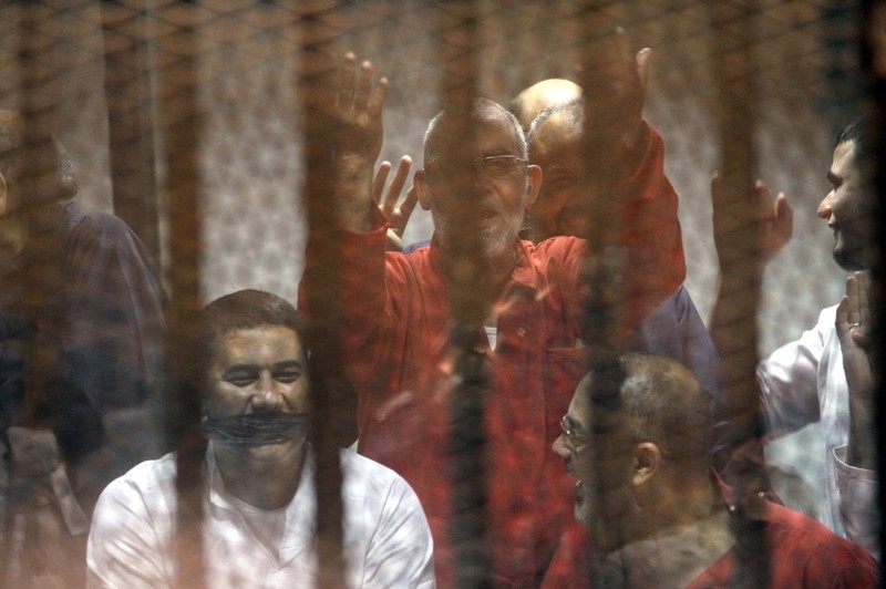 MURSİ VE ARKADAŞLARININ SON GÖRÜNTÜLERİ 12