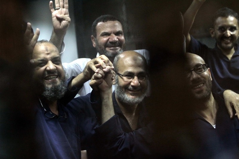 MURSİ VE ARKADAŞLARININ SON GÖRÜNTÜLERİ 17