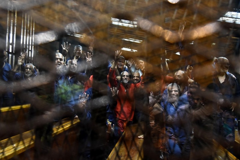 MURSİ VE ARKADAŞLARININ SON GÖRÜNTÜLERİ 39