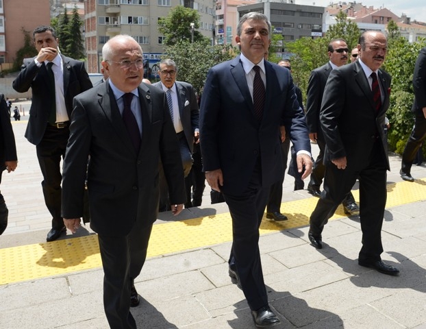SÜLEYMAN DEMİREL'E VEDA 130