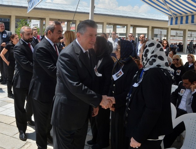 SÜLEYMAN DEMİREL'E VEDA 149
