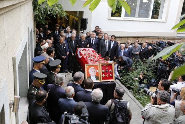 SÜLEYMAN DEMİREL'E VEDA 26