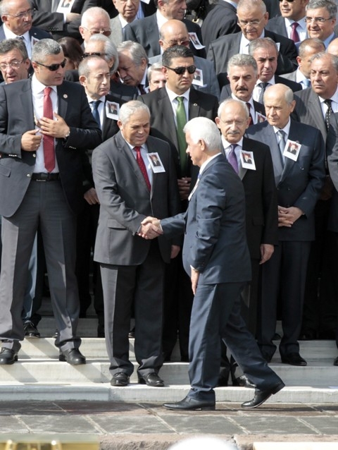 SÜLEYMAN DEMİREL'E VEDA 75