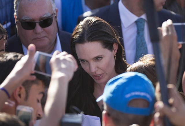 Angelina Jolie Türkiye'deki mültecileri ziyaret etti 9