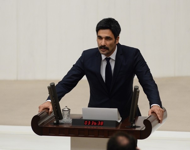 YENİ MECLİSTEN ENSTANTANELER 116