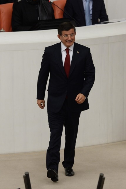 YENİ MECLİSTEN ENSTANTANELER 150