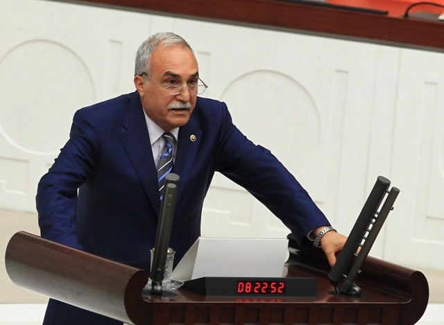 YENİ MECLİSTEN ENSTANTANELER 161