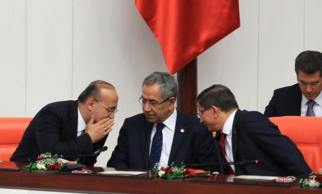 YENİ MECLİSTEN ENSTANTANELER 55