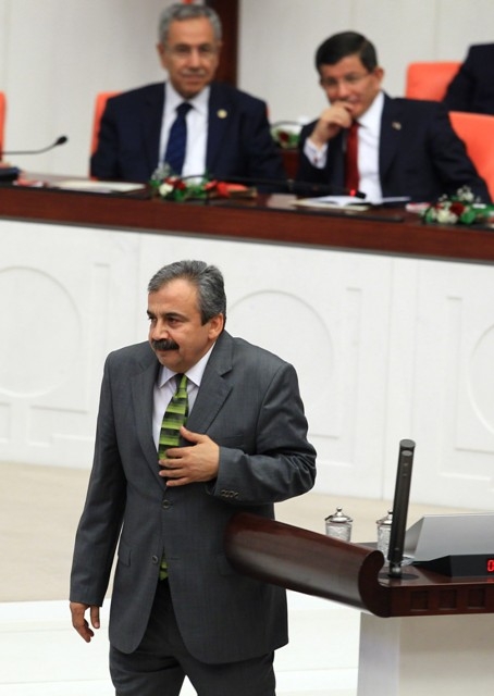 YENİ MECLİSTEN ENSTANTANELER 58