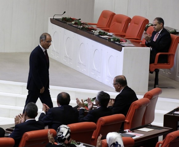 YENİ MECLİSTEN ENSTANTANELER 86
