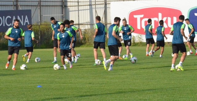 KONYASPOR SEZONU AÇTI 10