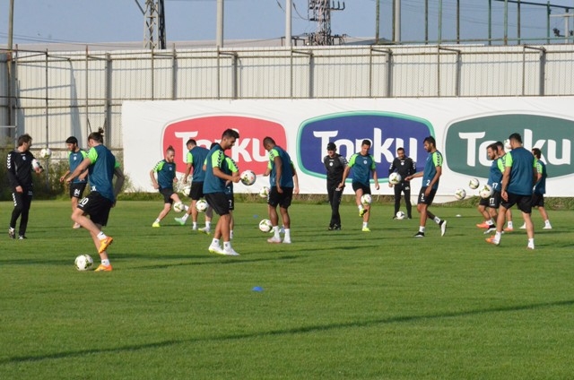KONYASPOR SEZONU AÇTI 12
