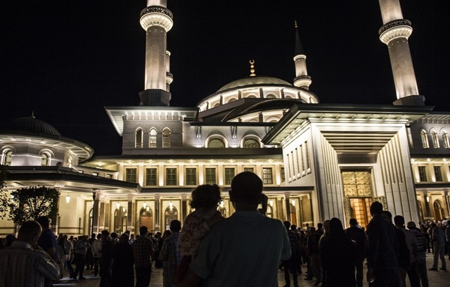 MİLLETİN CAMİSİ: BEŞTEPE MİLLET CAMİ 11